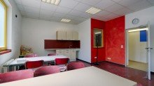 Aufenthaltsraum Werkstatt / Lagerhalle mit B�rofl�chen in Lichtenstein-Unterhausen