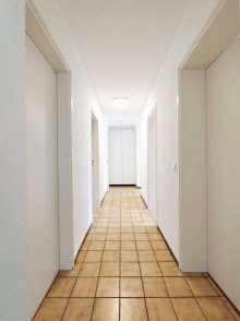UG Flur 2 Charmanter Bungalow mit gro�em Garten in Orschel-Hagen