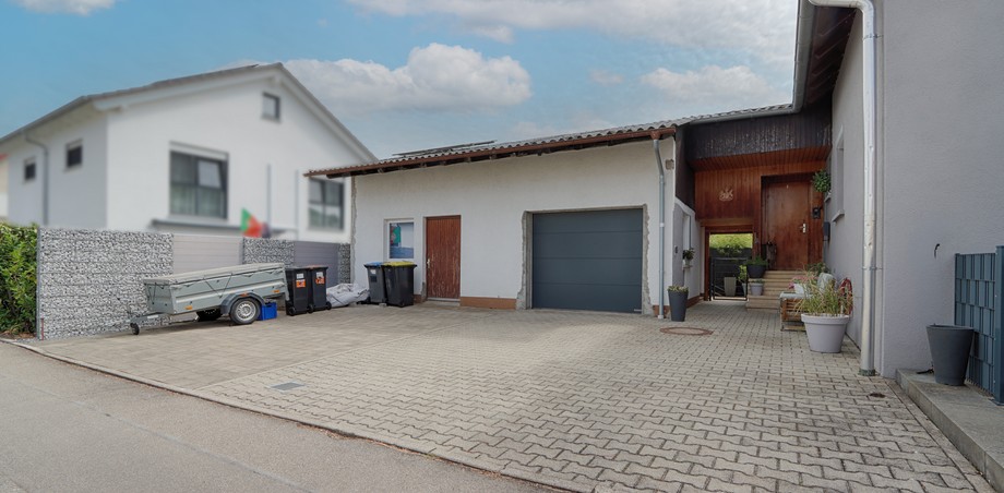 Hofeinfahrt Einfamilienhaus Reutlingen