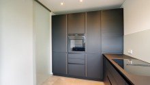K�che Gro�z�giges Design-Einfamilienhaus mit Kamin und Weitblick