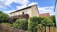 Hausansicht Projekt f�r ambitionierte Handwerker: Vermietete Doppelhaush�lfte in Ohmenhausen