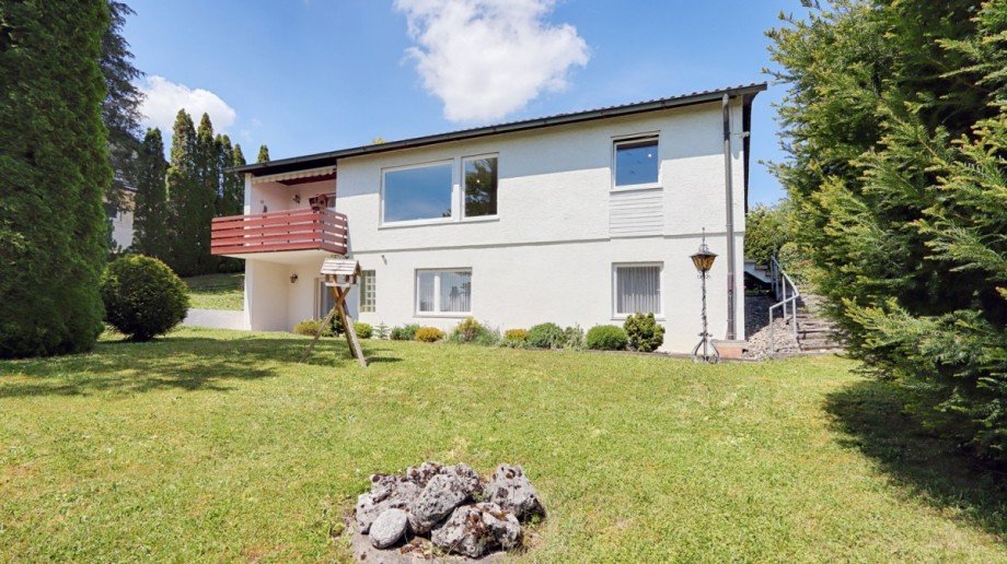 Hausfront Einfamilienhaus Bodelshausen