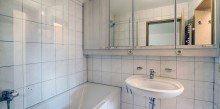 Badezimmer Renovierte, altersgerechte 3-Zimmer-Wohnung mit Balkon - Ideal f�r Eigennutzer und Kapitalanleger