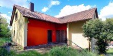 Hauseingang (a) Gro�z�giges Mehrgenerationenhaus in Traumlage: Wohnen, wo andere Urlaub machen - gro�es Grundst�ck am Waldrand