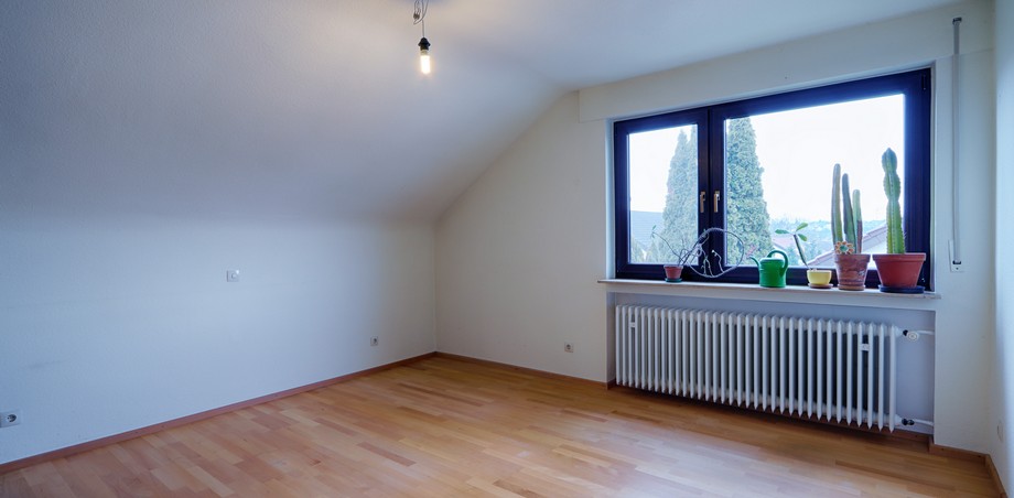 Schlafzimmer OG (a) Zweifamilienhaus Reutlingen