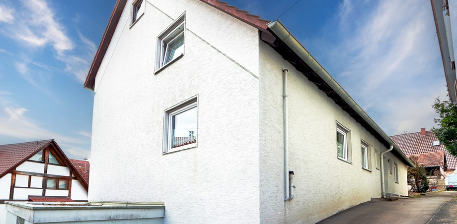 Hausr�ckseite Doppelhaush�lfte Reutlingen