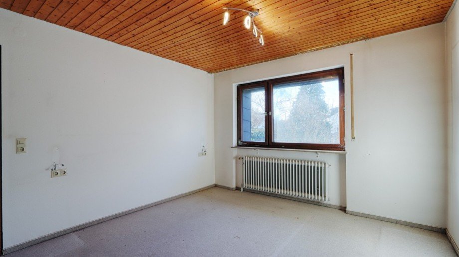 Schlafzimmer Doppelhaush�lfte Reutlingen