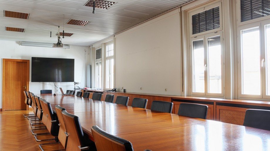 Sitzungssaal Wohn- / Gesch�ftshaus Reutlingen