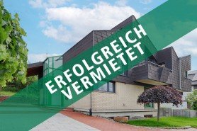 Hauptbild Gro�z�giges Design-Einfamilienhaus mit Kamin und Weitblick