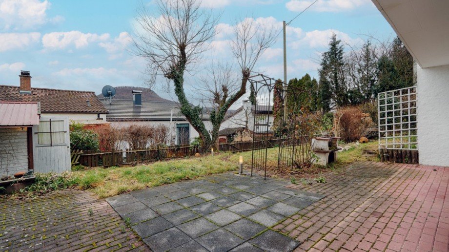 Terrasse Doppelhaush�lfte Eningen unter Achalm
