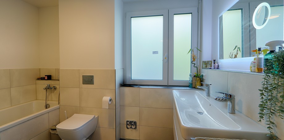 Badezimmer (a) Wohnung Reutlingen / Sondelfingen