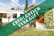 $$Banner Verkauft Wohnen auf einer Ebene - Bungalow mit Garten in RT - Orschel-Hagen - Garage