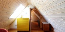 Spitzboden Raum 2 Liebevoll renoviertes Bauernhaus mit Wintergarten & Scheune