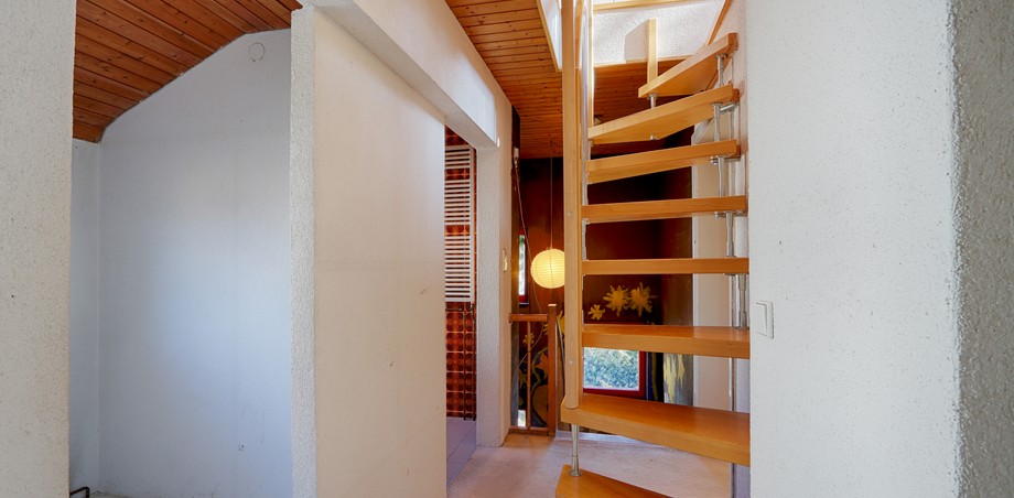 Flur OG (a) Einfamilienhaus Reutlingen