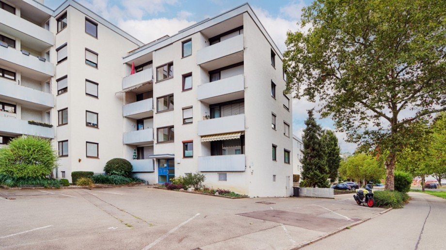 Hausfront Etagenwohnung Pfullingen