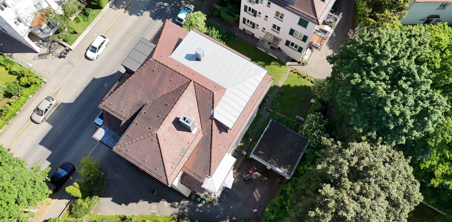 Dachansicht Mehrfamilienhaus T�bingen