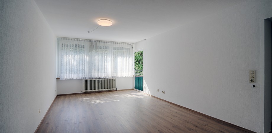 Wohnzimmer (a) Wohnung Reutlingen