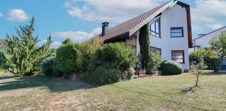 Hausseite Einfamilienhaus Dettingen an der Erms