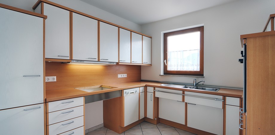 K�che (a) Etagenwohnung Eningen