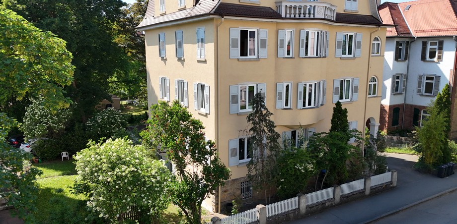 Hausfront Mehrfamilienhaus T�bingen