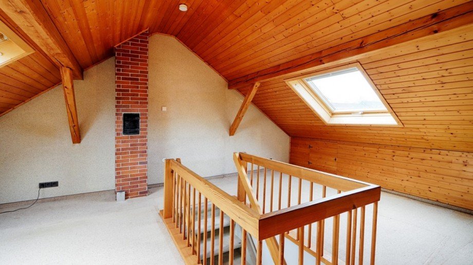 Dachgeschoss Studio Reihenmittelhaus Reutlingen