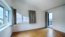 Raum IV Gro�z�giges Design-Einfamilienhaus mit Kamin und Weitblick
