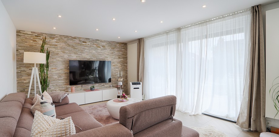 Wohnzimmer (a) Einfamilienhaus Reutlingen