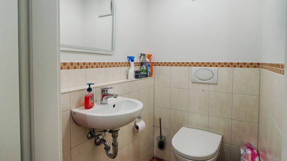 G�ste WC Wohnung Eningen