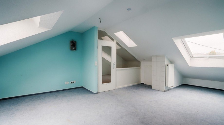 Zimmer III DG Reihenmittelhaus Reutlingen