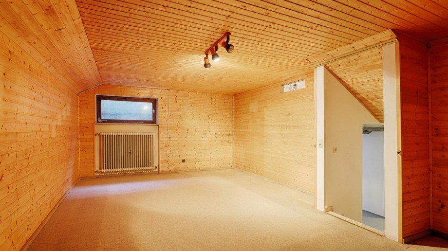 Hobbyraum Doppelhaush�lfte Reutlingen