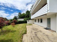 Garten und Terrasse Charmanter Bungalow mit gro�em Garten in Orschel-Hagen
