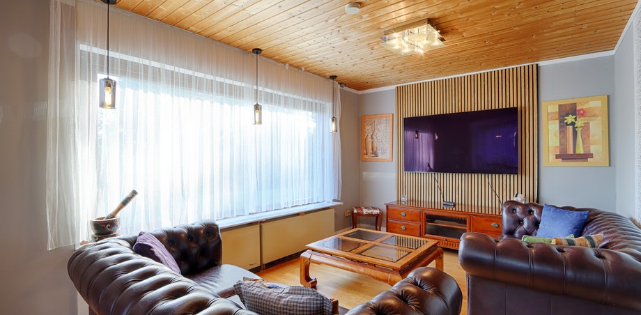 Wohnbereich (UG) Zweifamilienhaus Lichtenstein-G�llesberg