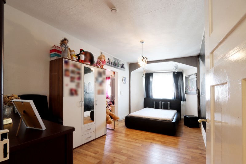 4-Zi.-Whg. DG Wohn- / Gesch�ftshaus Pfullingen