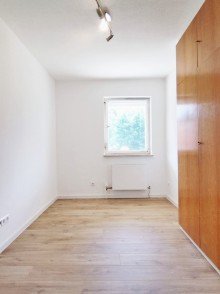 UG Zimmer 2 Charmanter Bungalow mit gro�em Garten in Orschel-Hagen