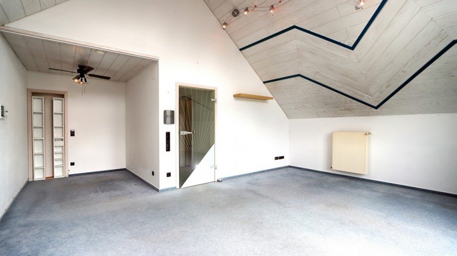 Zimmer I (OG) Einfamilienhaus Reutlingen