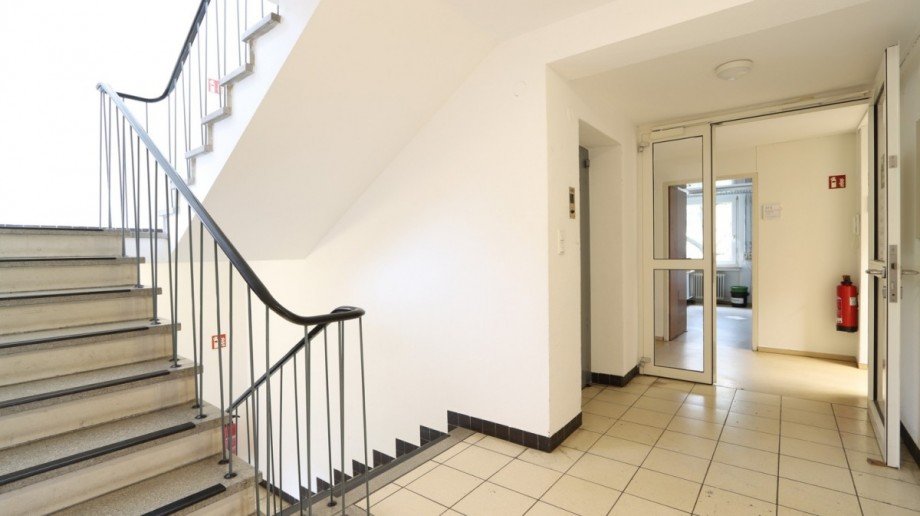 Treppenhaus B�rohaus Reutlingen