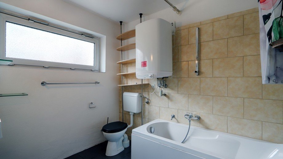 Badezimmer EG Doppelhaush�lfte Eningen unter Achalm