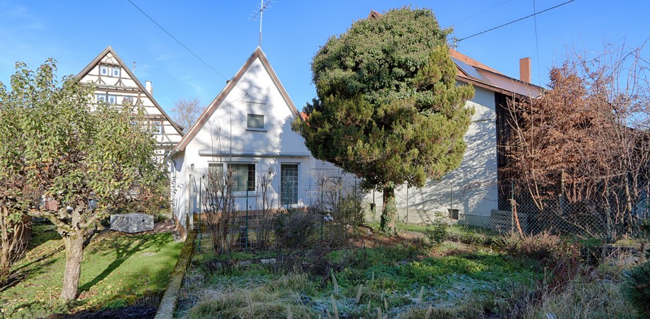 Garten (a) Einfamilienhaus Metzingen-Neuhausen