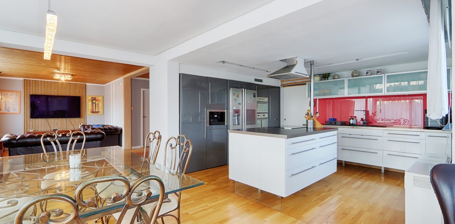 K�che-Essbereich (UG) Zweifamilienhaus Lichtenstein-G�llesberg