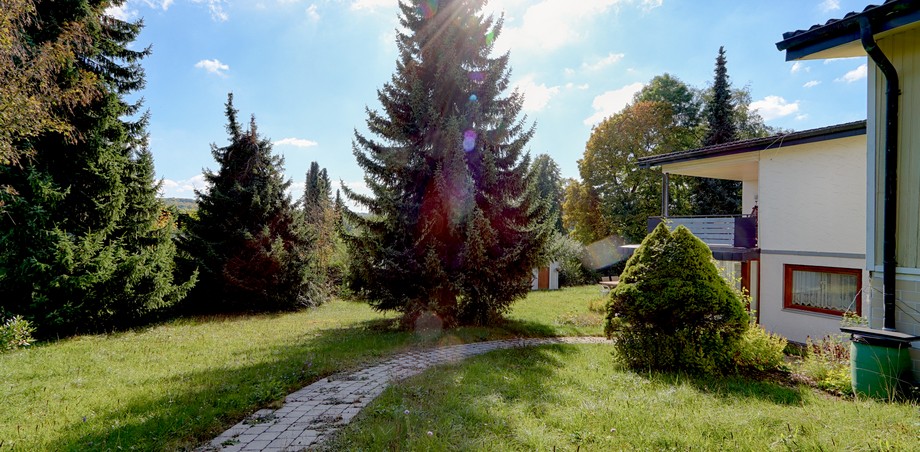 Gartenzugang Zweifamilienhaus Lichtenstein-G�llesberg