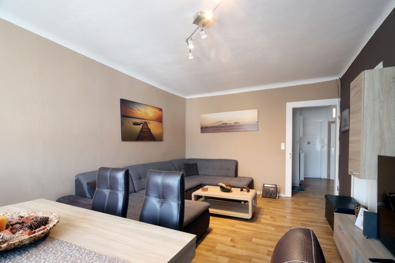 4-Zi.-Whg. DG Wohn- / Gesch�ftshaus Pfullingen