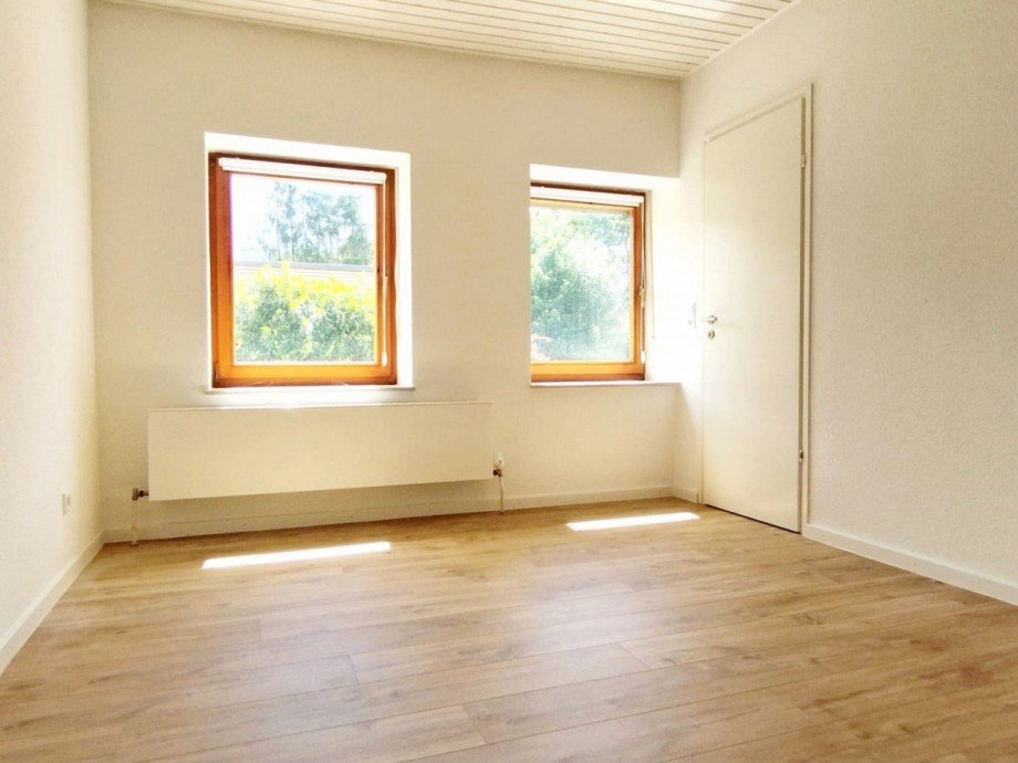 UG Zimmer 1 Bungalow Reutlingen / Orschelhagen