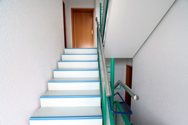 Wohnung_verkaufen_Reutlingen_OG2_Treppenhaus_a Wohnung Reutlingen