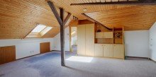 Raum II (OG) Gro�z�giges Mehrgenerationenhaus in Traumlage: Wohnen, wo andere Urlaub machen - gro�es Grundst�ck am Waldrand