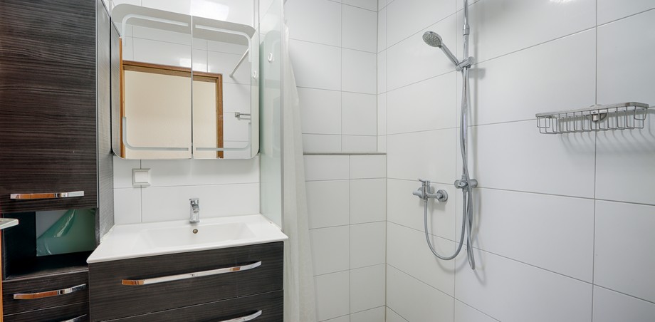 Badezimmer (a) Wohnung Reutlingen