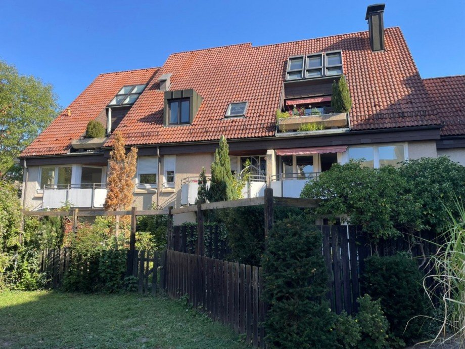 Au�enansicht des Wohnhauses Etagenwohnung Reutlingen