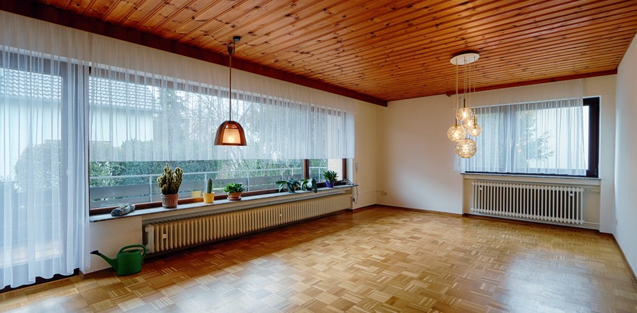 EG - Wohnzimmer (a) Zweifamilienhaus Reutlingen