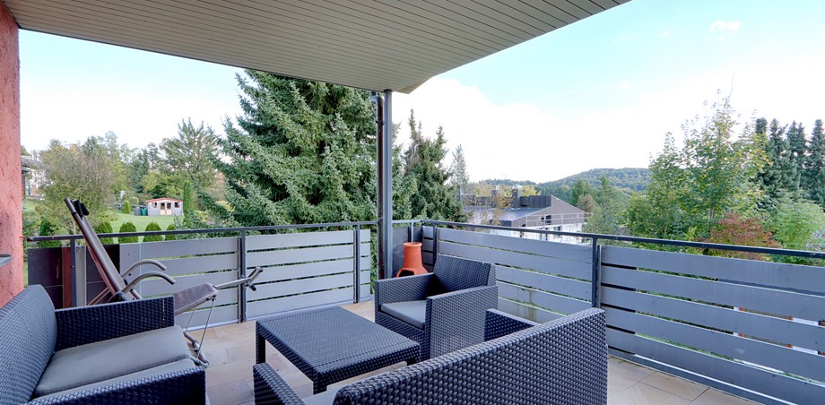 Balkon Zweifamilienhaus Lichtenstein-G�llesberg