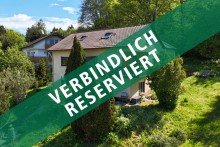 Banner V2 (3648x2432) Verbindlich reserviert Gro�z�giges Mehrgenerationenhaus in Traumlage: Wohnen, wo andere Urlaub machen - gro�es Grundst�ck am Waldrand