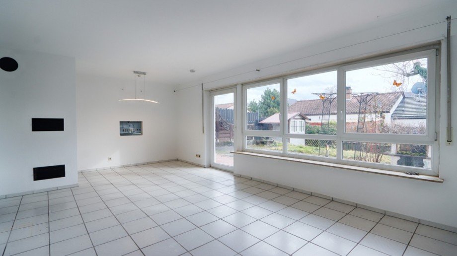 Wohnzimmer Gartengeschoss Doppelhaush�lfte Eningen unter Achalm